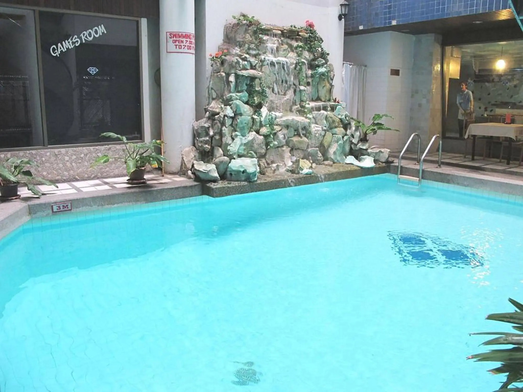 Diamond Beach Hotel