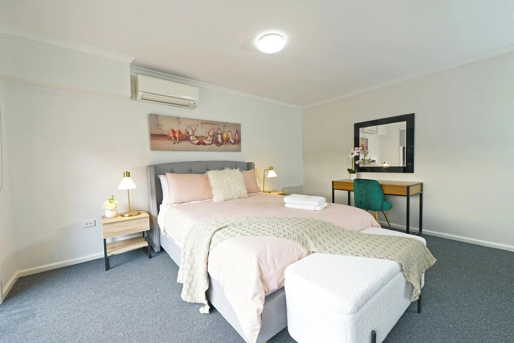 Pet Friendly Ringwood 3BR Home Parking