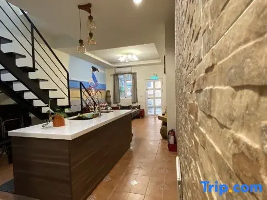 Love Nam Wan Hostel