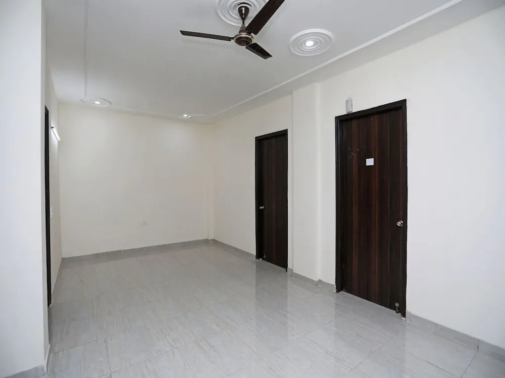 OYO 13555 Corporate serviced apartments Hotel