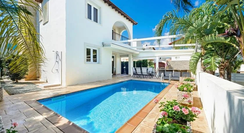 Katerina Luxury Villas