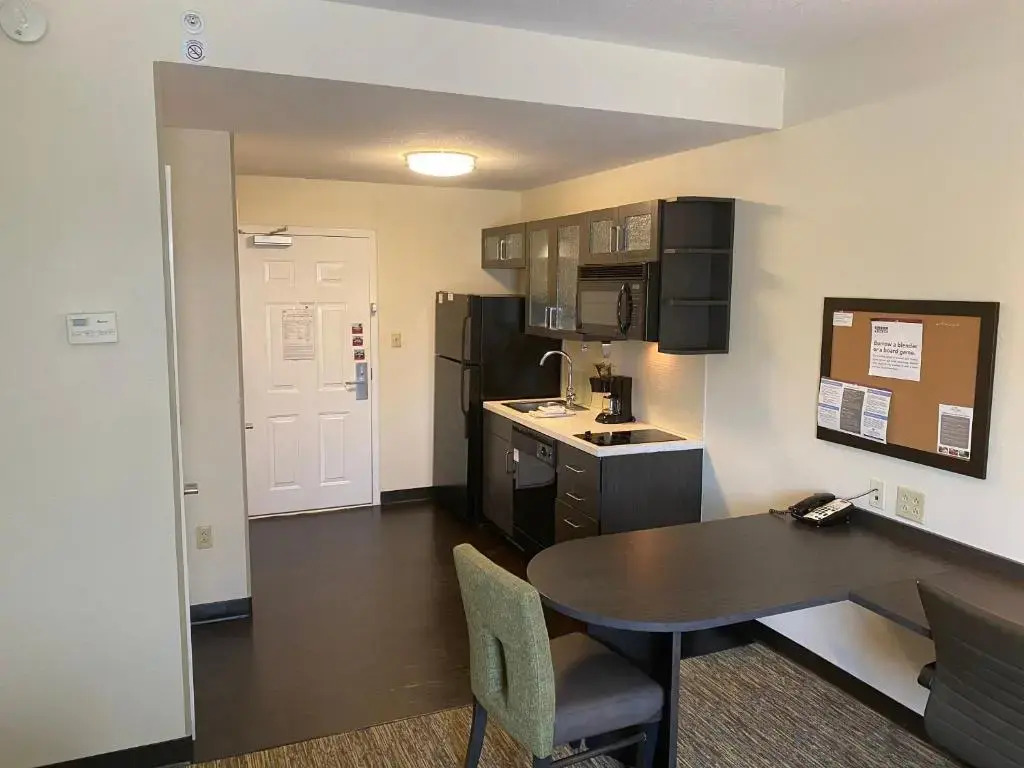 Candlewood Suites Hattiesburg by IHG