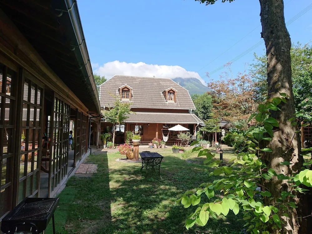 Yufuin Flora House