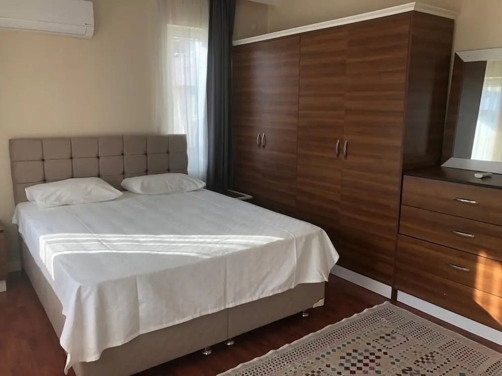 Lara Park Suites