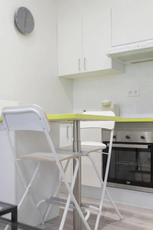 Dobo Homes Ronda De Valencia Apartment