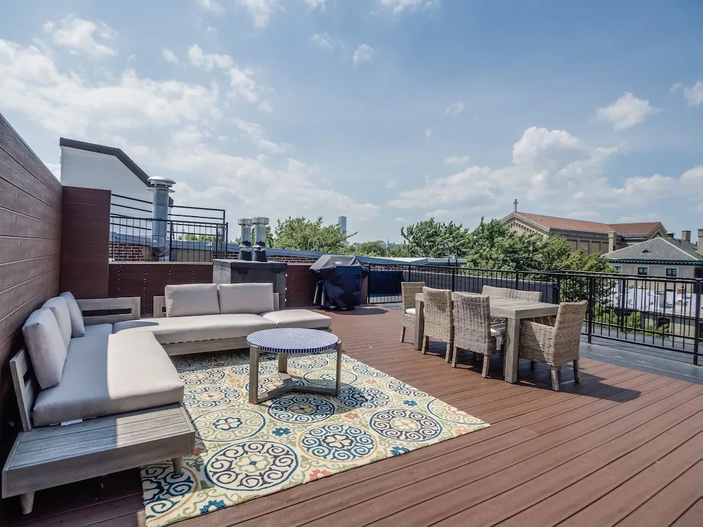 Deedee's Lofts at Grove II