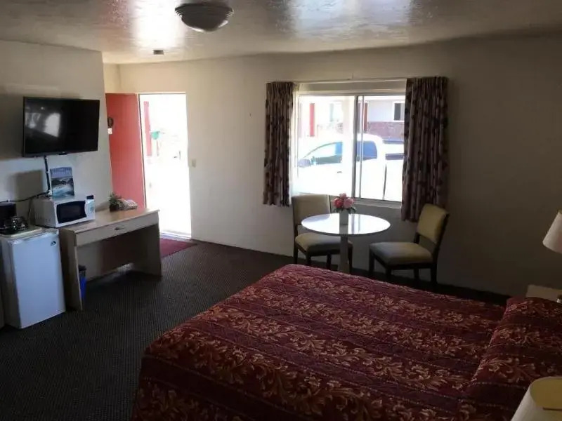 Old Marina Inn