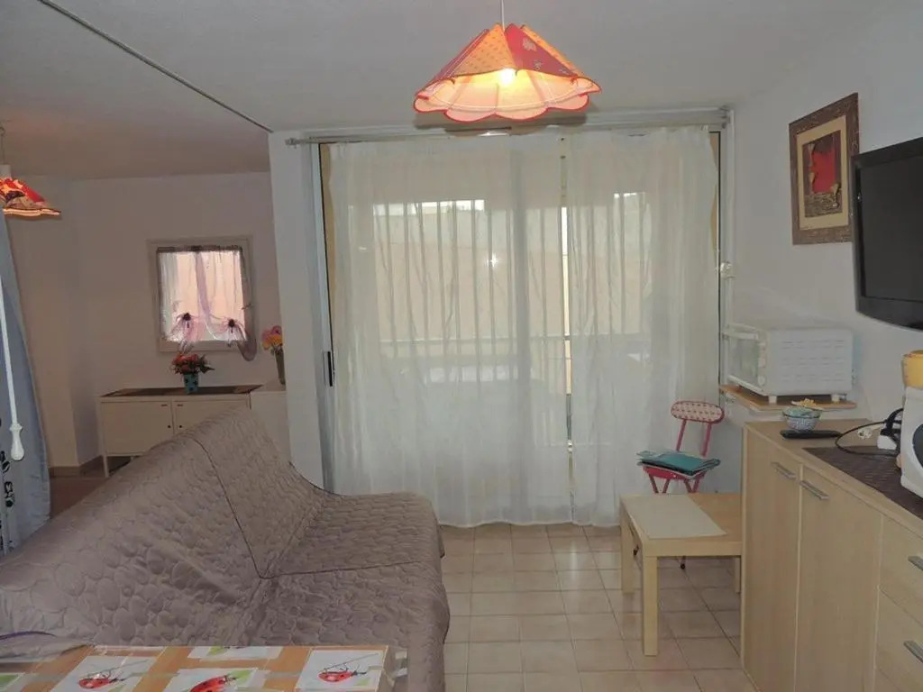 Appartement Balaruc-les-Bains, 1 pièce, 2 personnes - FR-1-571-33