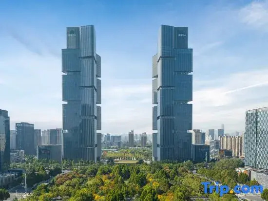 Quanyi Hotel (Zhengzhou CBD International Exhibition Center)