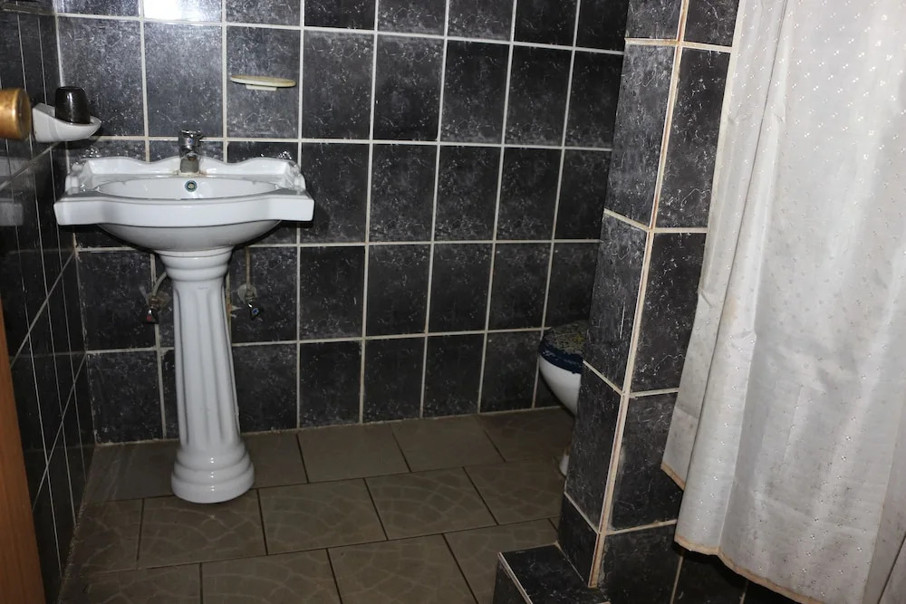 Jacaranda Suites