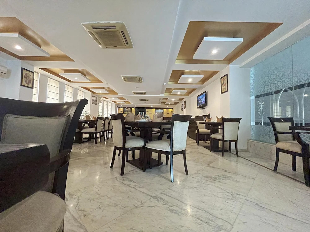 Surasena Regal Vista Agra