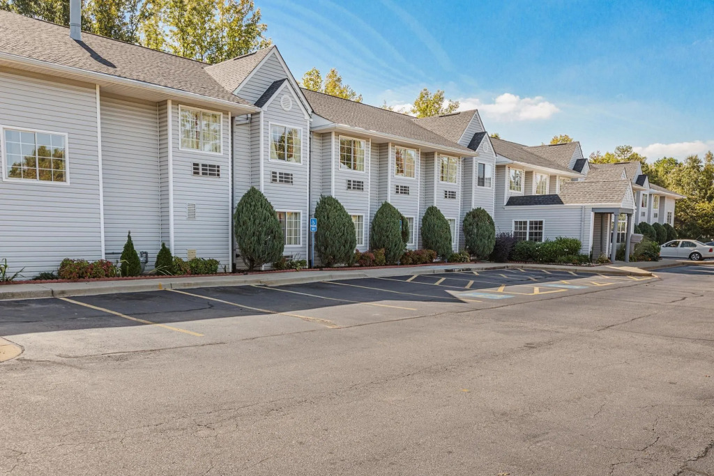 Motel 6-Simpsonville, SC - Greenville