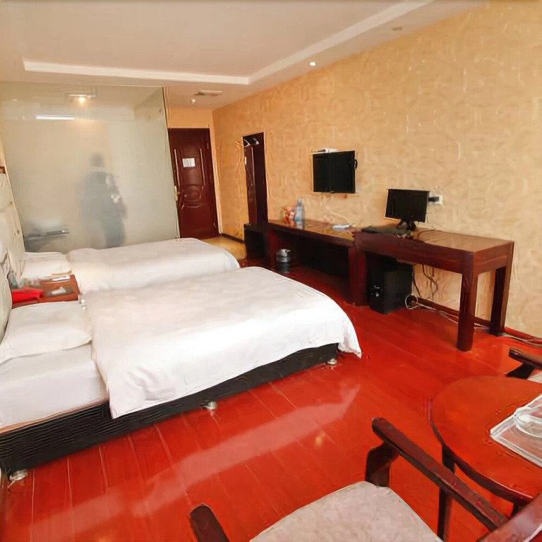 Airport Hotel Spa