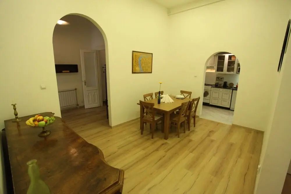 Dfive Apartments - Sissy
