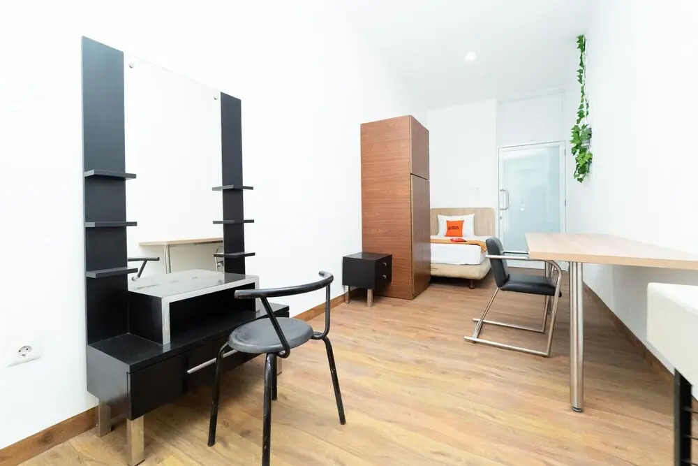 Guest House Family by RedDoorz