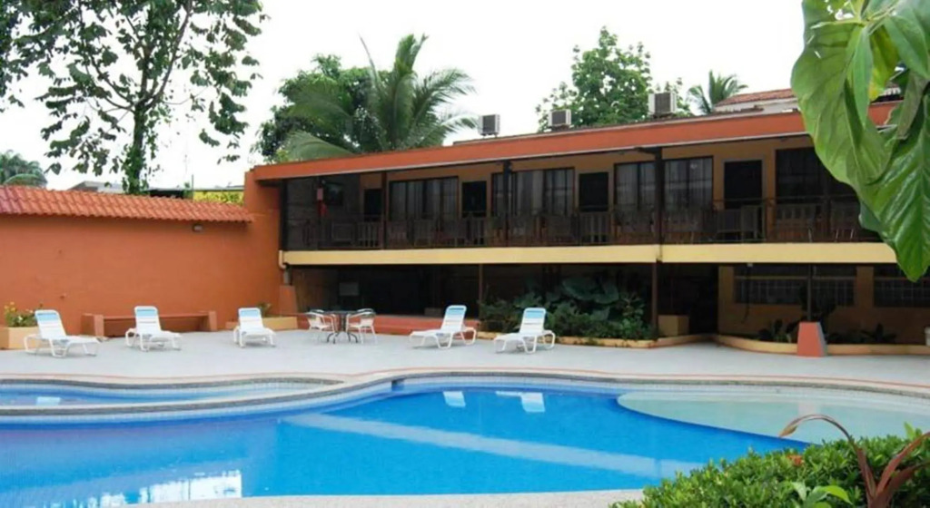 Hotel El Bambu