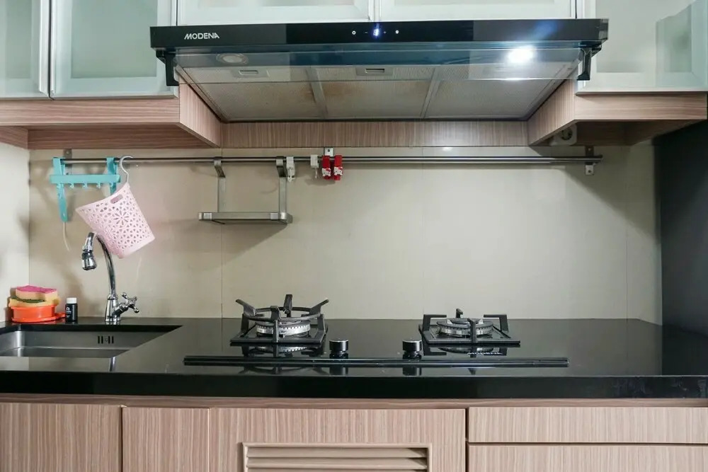 Contemporary Style & Family 2BR Apartment Belmont Residence Puri