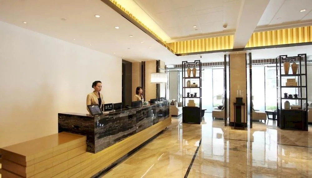 Yangzhou East Garden Hotel