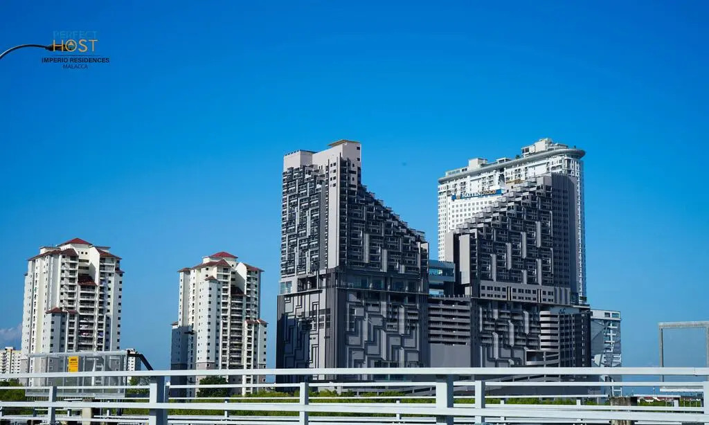 Imperio Residence Seafront by Perfect Host