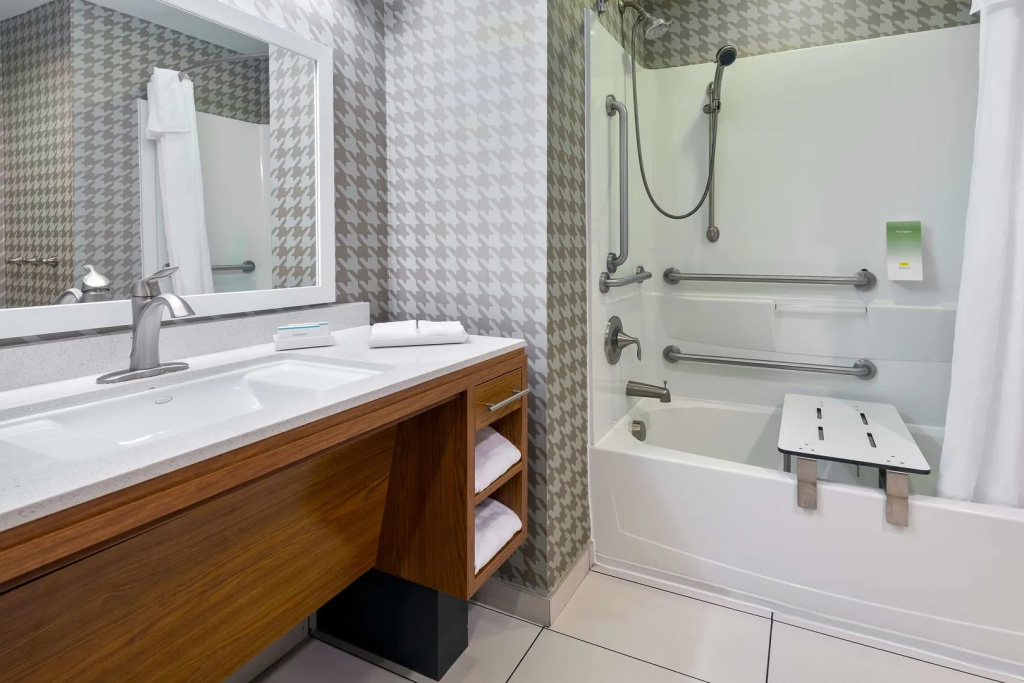 Home2 Suites by Hilton Charleston Airport Convention Center, SC
