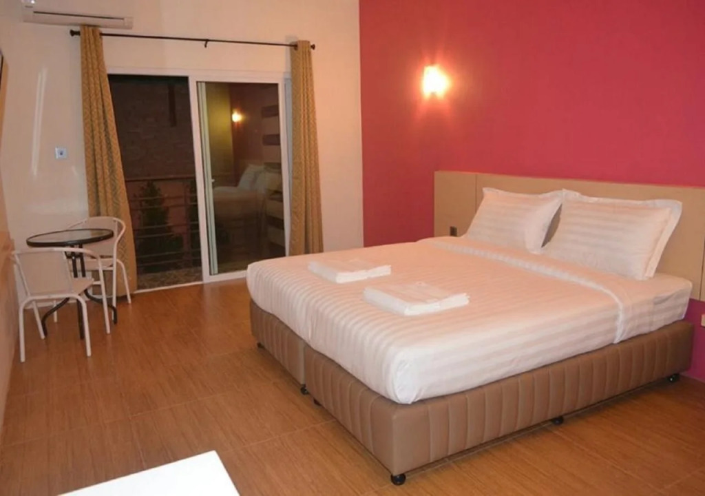 Myint Mo hotel