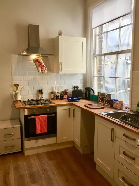 Bright Apartment in the Heart of St Leonards