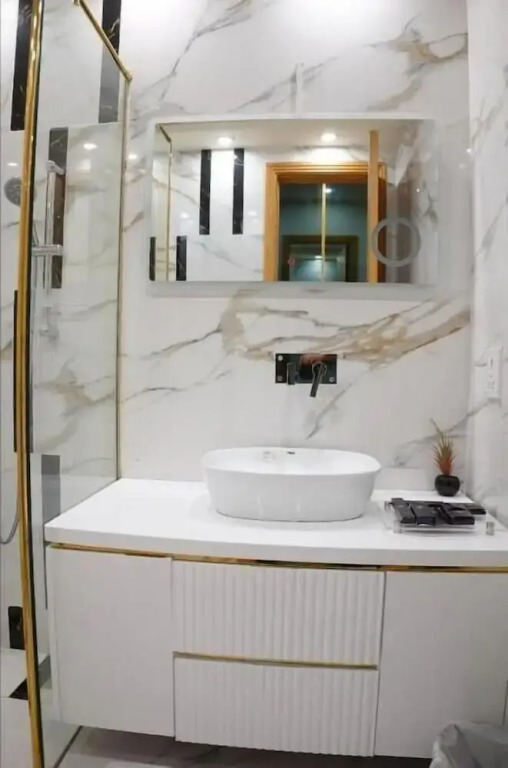Oasis Suite Hotel