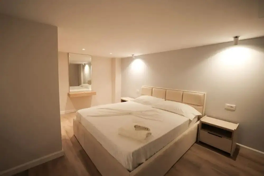 Duplex City