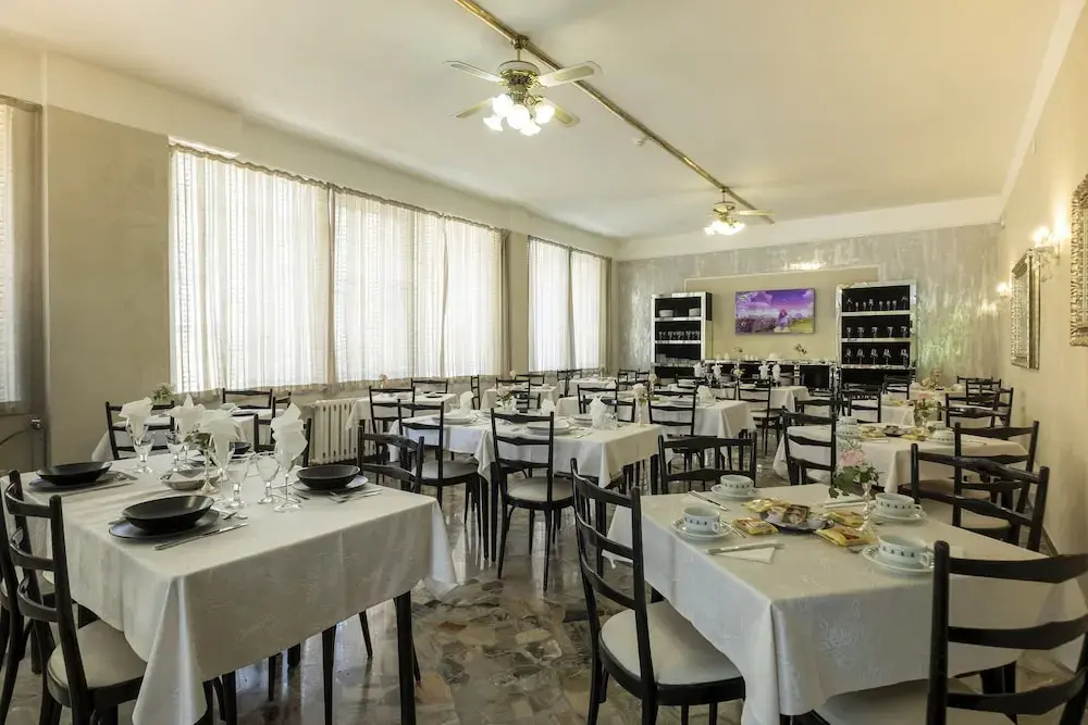Hotel Giumer