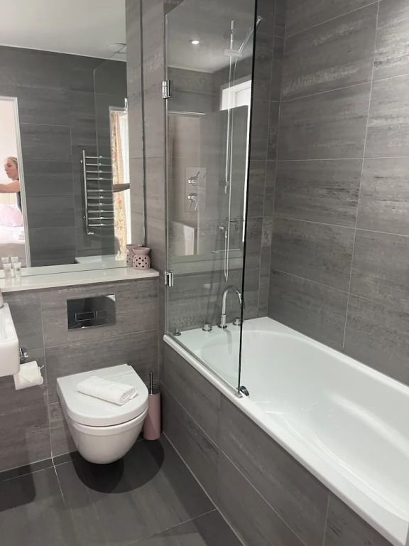 Immaculate 2-bed Apartment in London