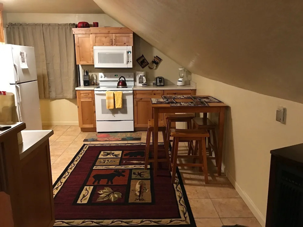 Heavenly Ski Run Cottages