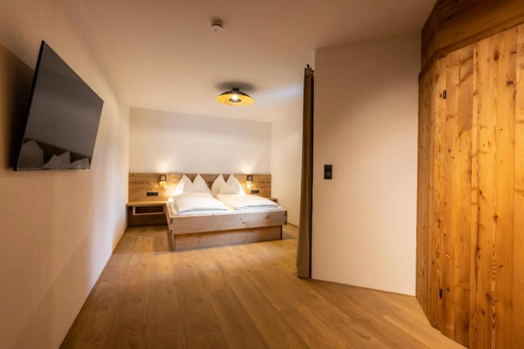 Lodge7 by Woods Lodge