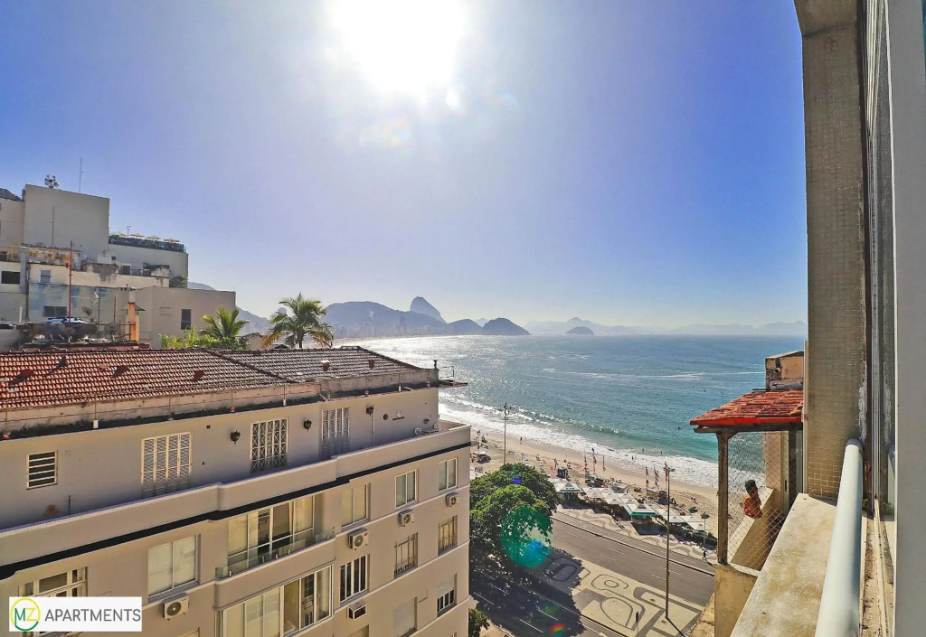 Beautiful 4BR duplex penthouse