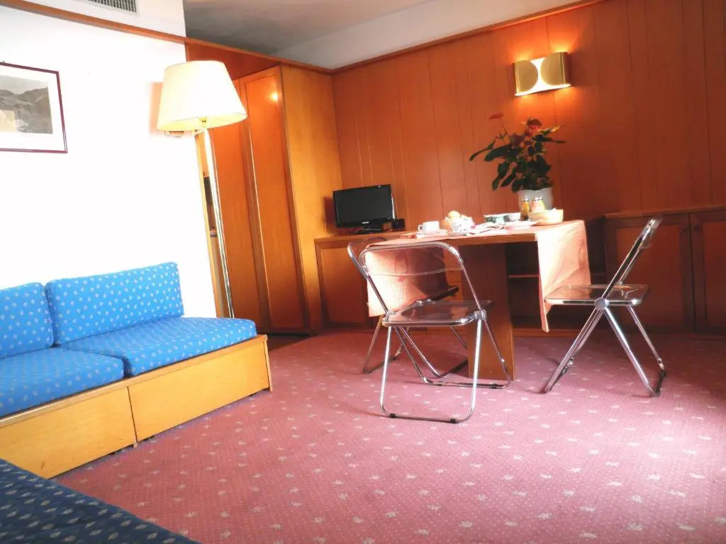 R.T.A. Hotel des Alpes 2