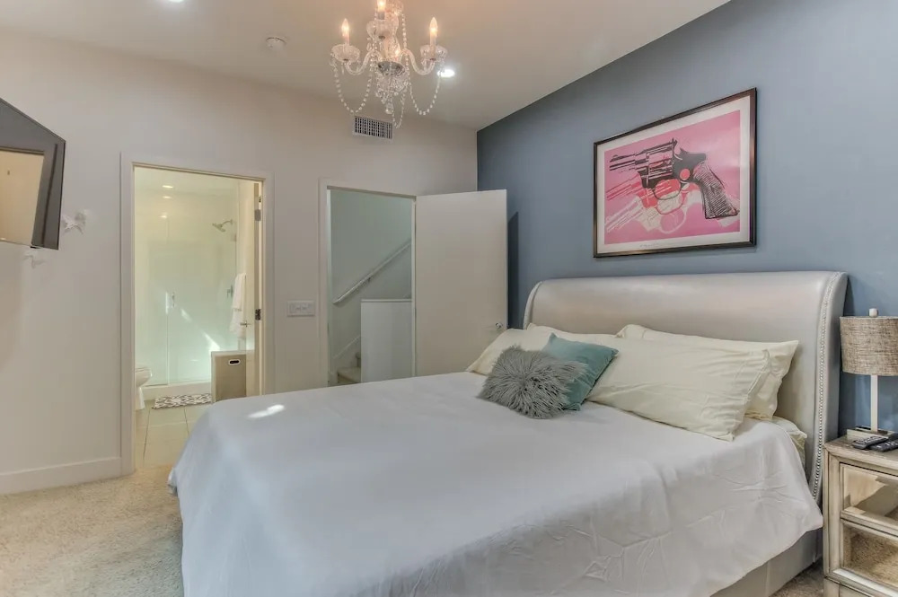 Applewood - Silver Lake 2BD Hollywood