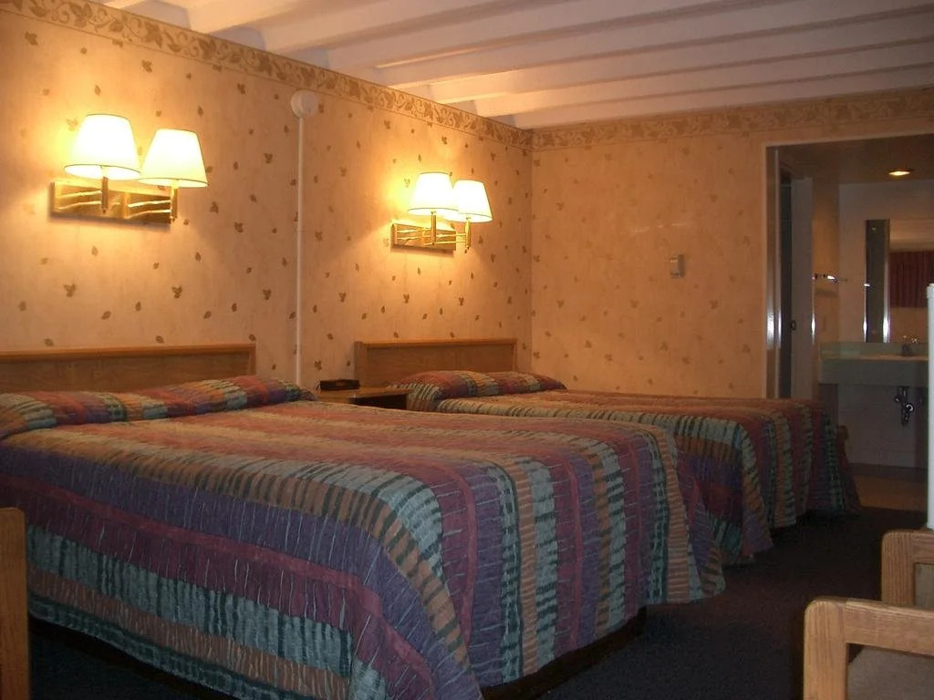 1st Travel Inn Oakley