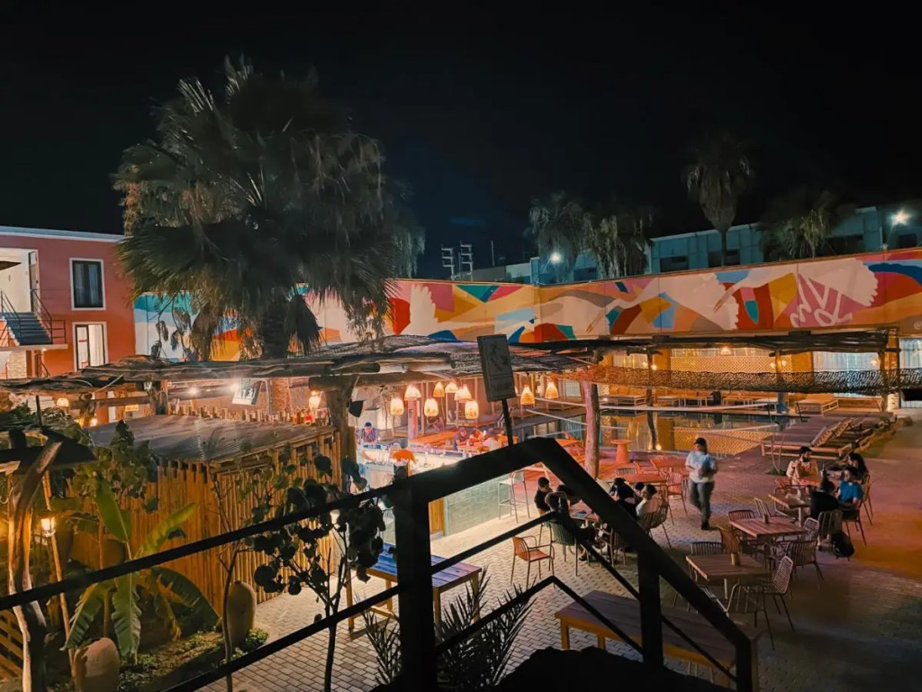 Viajero Huacachina Hostel
