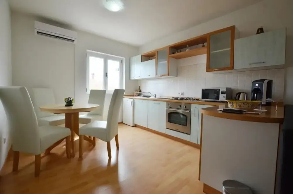 Kliska Apartment