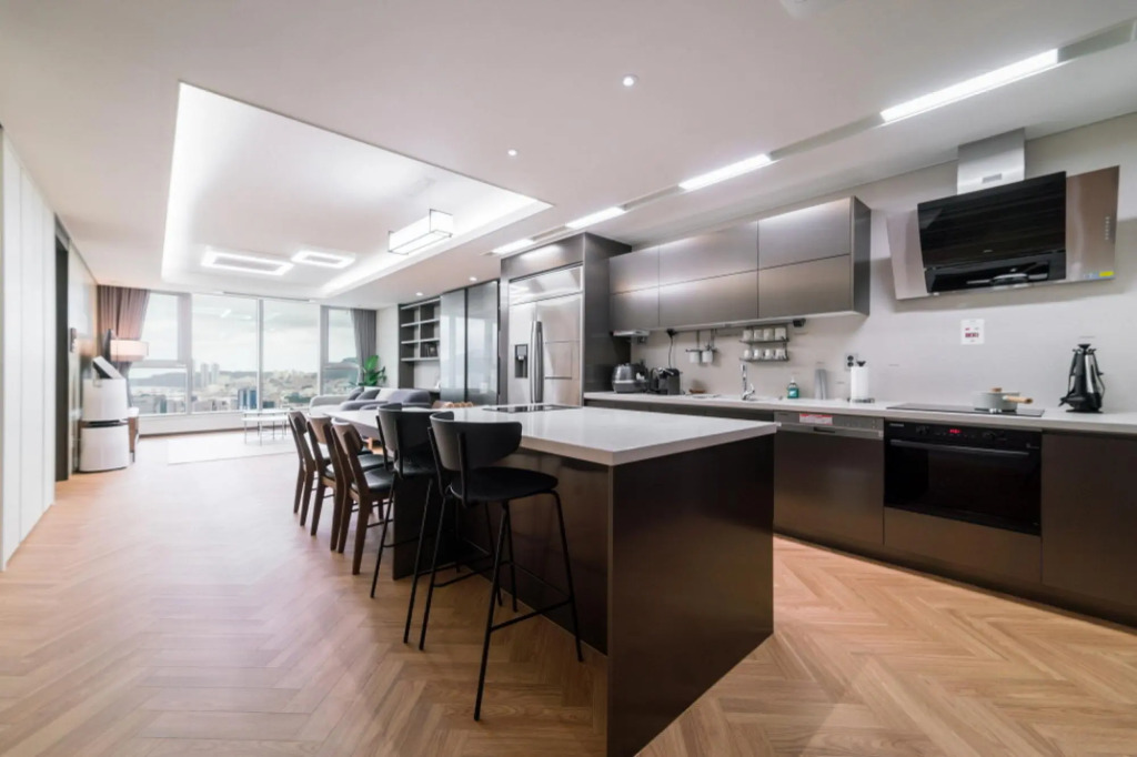 Executive Suite Apartment