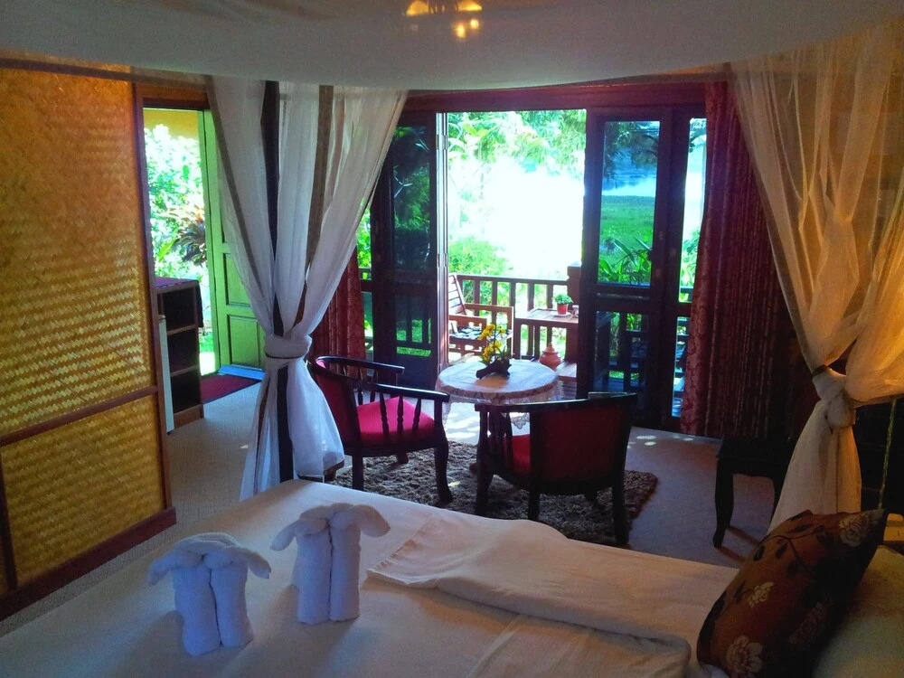 Viang Yonok Hotel, Restaurant, Sports Club