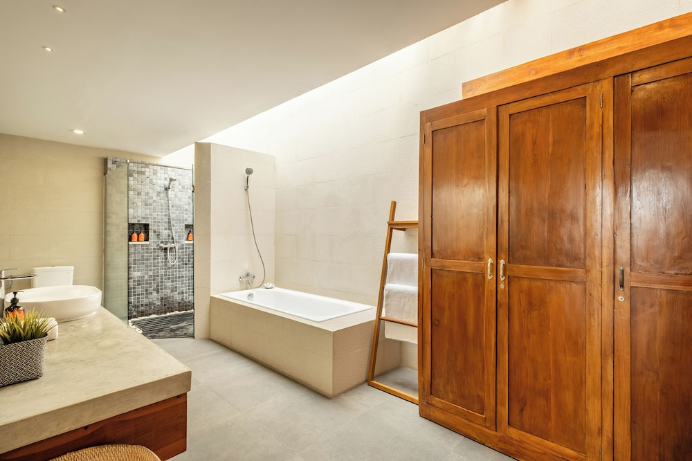 Villa Ivory 8Min Beach Pecatu byOrivista