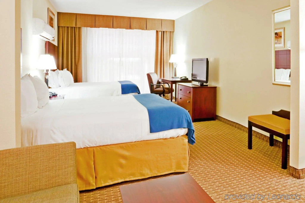 Holiday Inn Express Hotel & Suites Magee by IHG