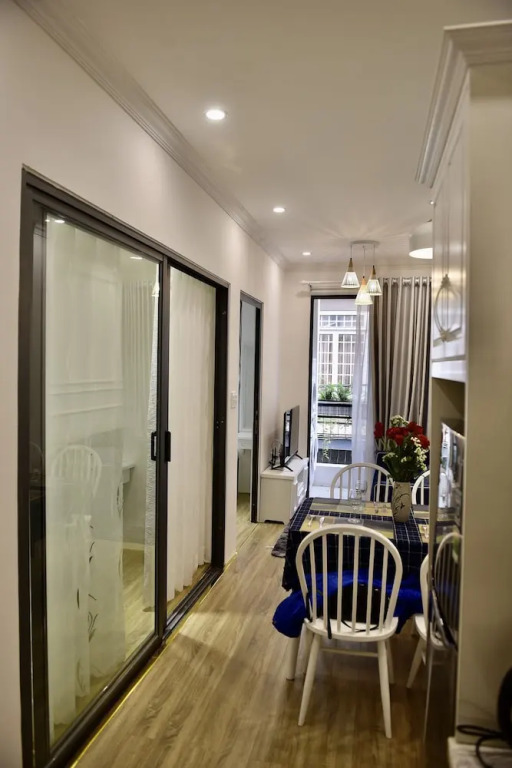 New Luxury Apartment in City Center