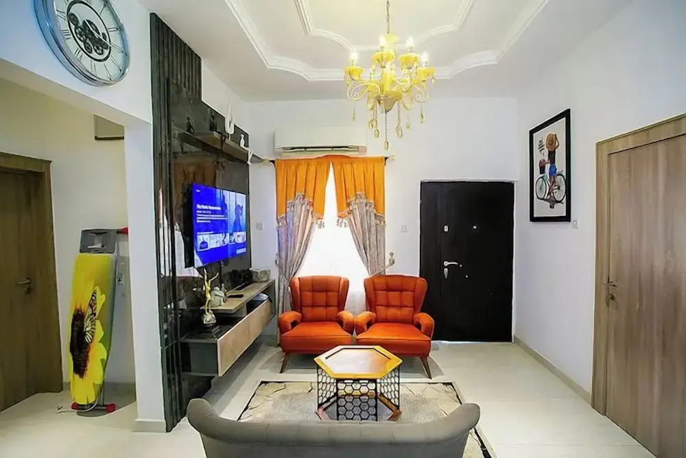 Zinq Bridge Aparments