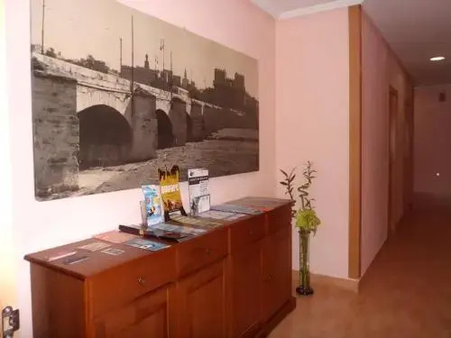 Hostal Abastos