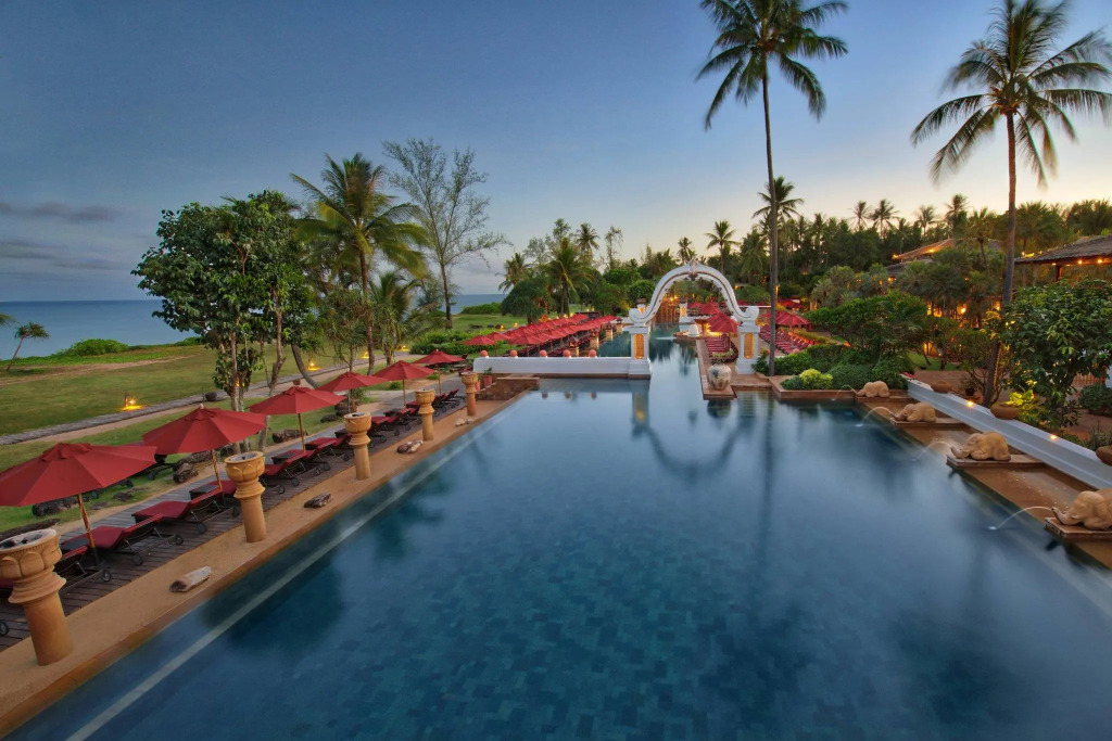 Marriotts Phuket Beach Club