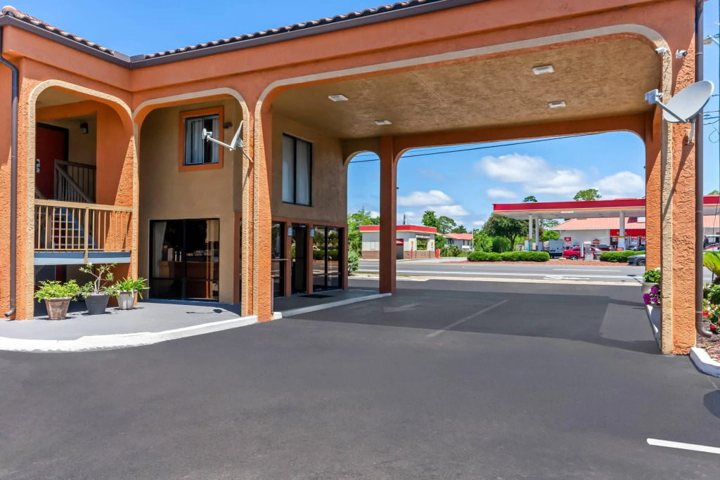 Econo Lodge Panama City St Andrews