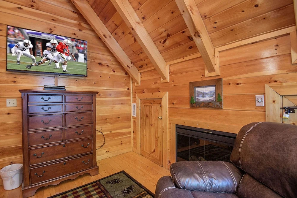 Majestic Mountain View - Great Location! - Convenient to Everything! cabin