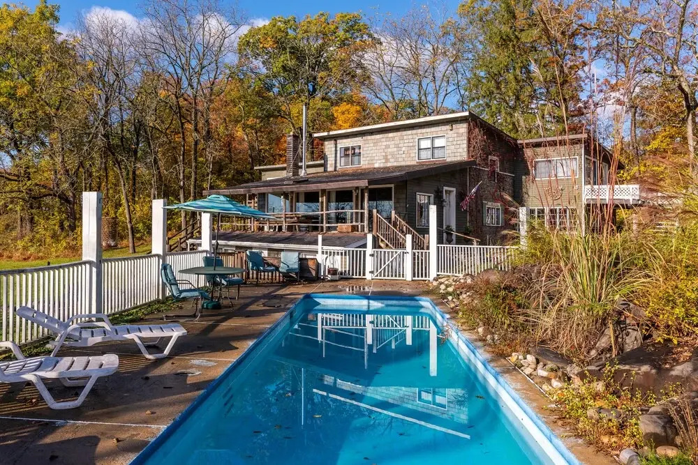 Shakespeare on the Hudson by Avantstay Two Home Buyout on the Hudson River! 22 Bedrooms!