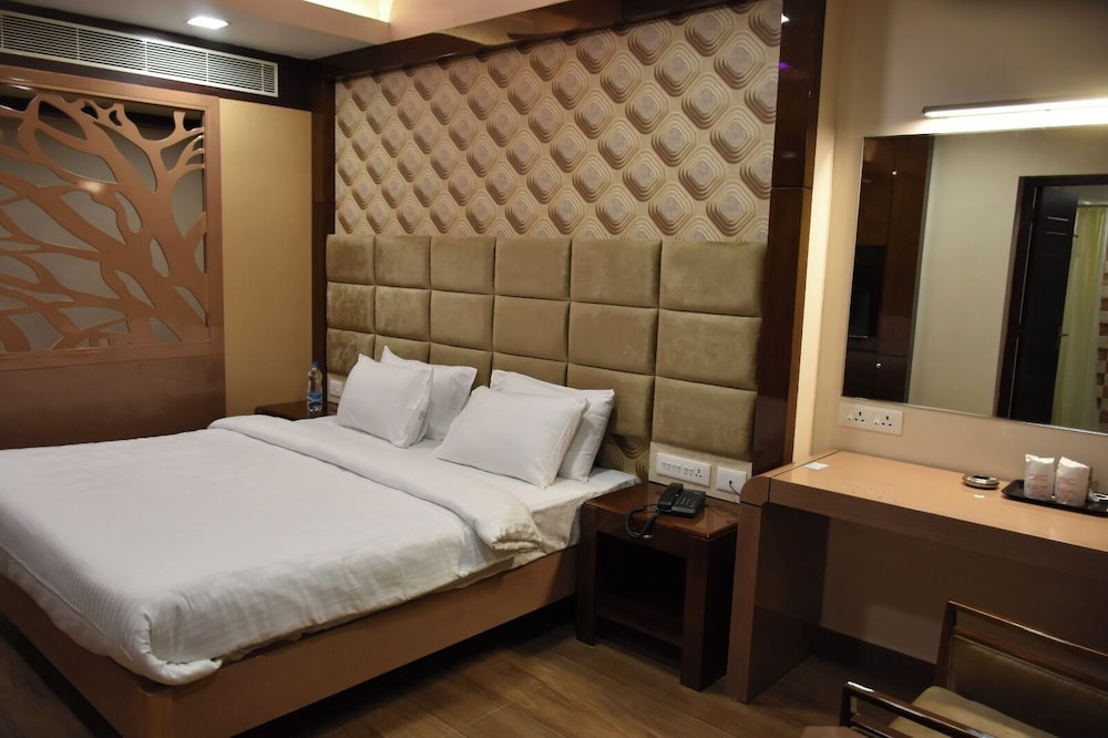 Sri Ram Grand Inn